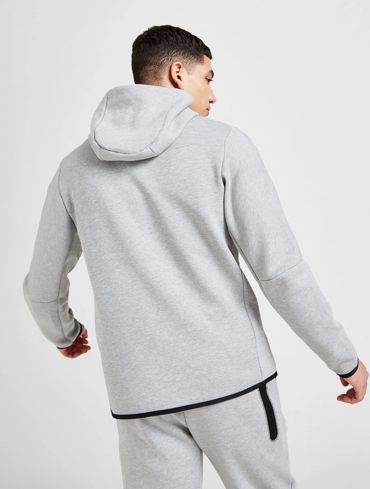Nike Tech Fleece grijs